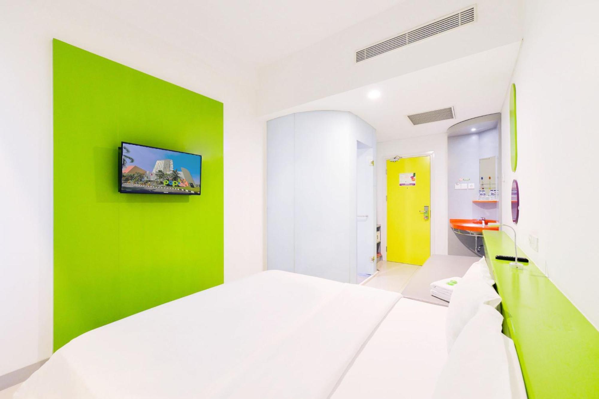 Pop! Hotel Kelapa Gading Jakarta Exterior foto